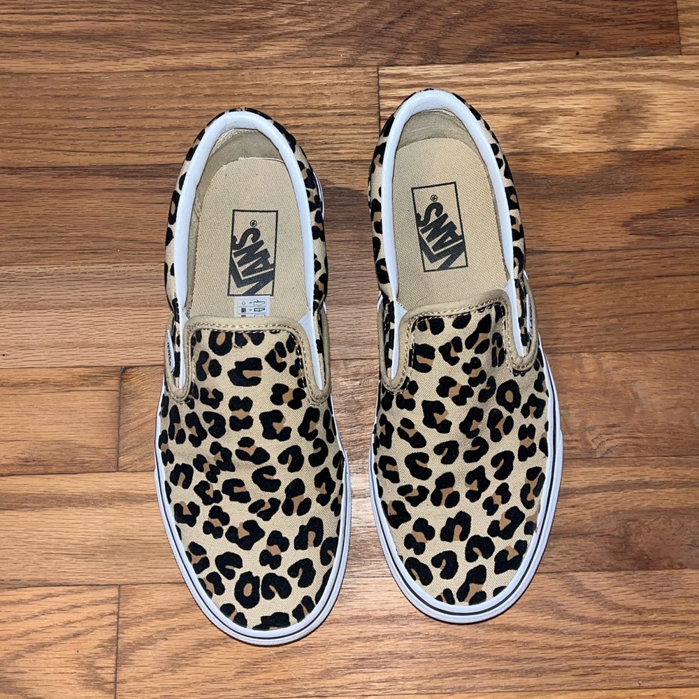 Size 8 cheetah vans